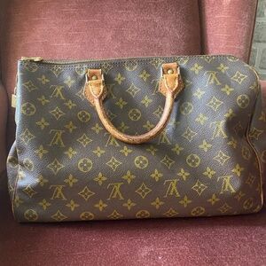 Authentic Louis Vuitton Speedy Bag
